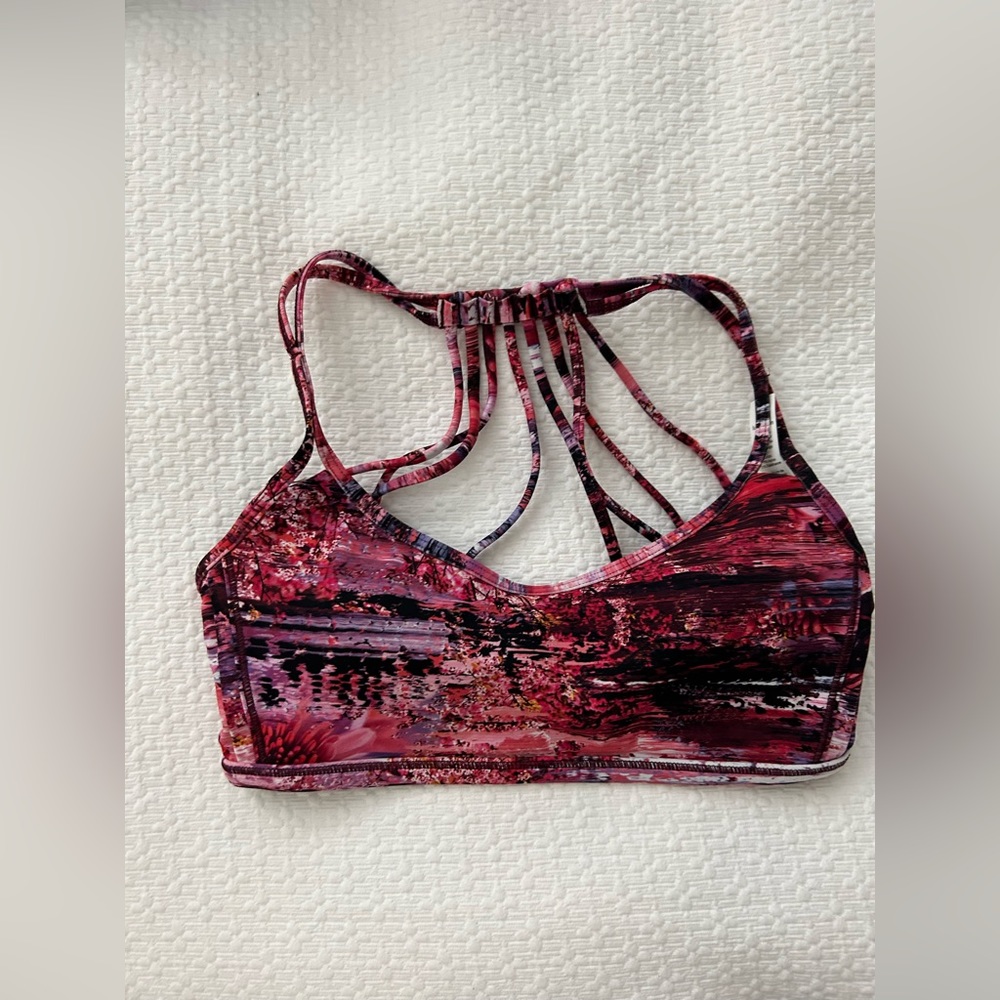 Lululemon Sports Bra